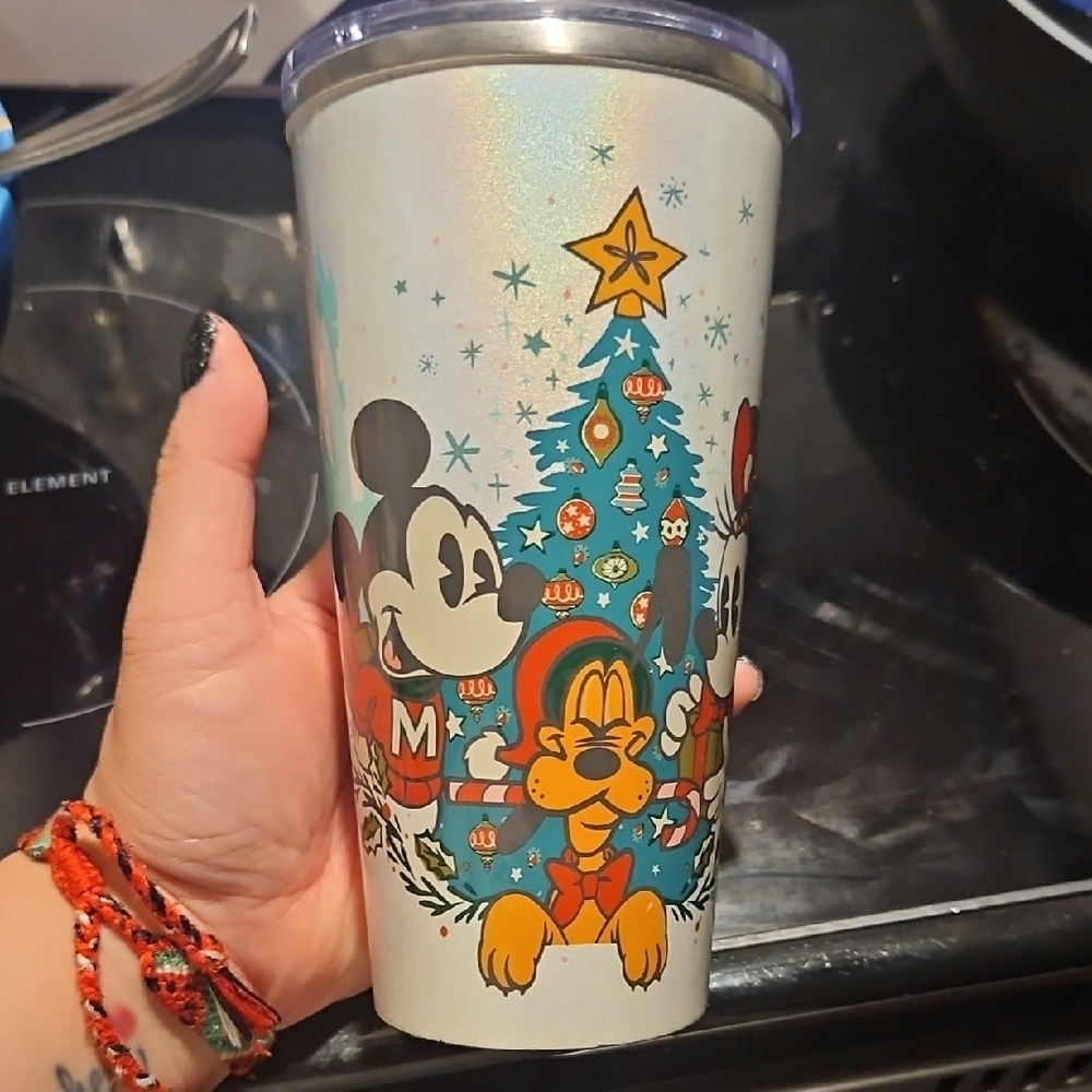 Disney Parks Holidays Mickey Minnie Pluto Tumbler w/ Lid And Lanyard